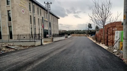 Muğla Büyükşehir’den Yatağan’a yol yatırımı