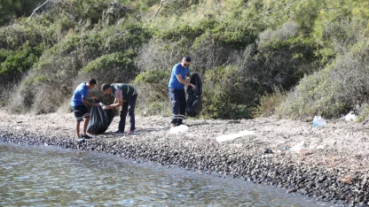 Muğla'da Gökova ve Göcek koylarında kıyı temizliği yapıldı