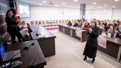 Narlıdereli edebiyatseverler Osman Balcıgil'i ağırladı