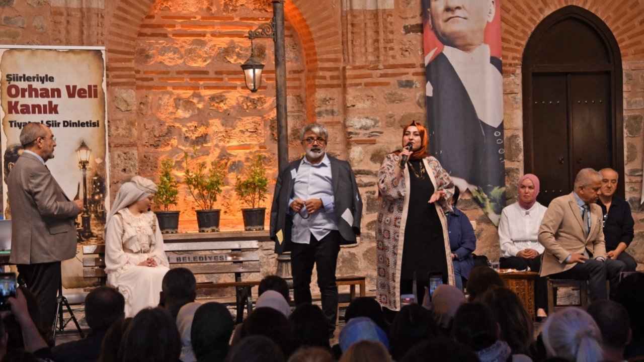 Orhan Veli’nin şiir dolu hayatı Bursa Osmangazi’de sahnelendi