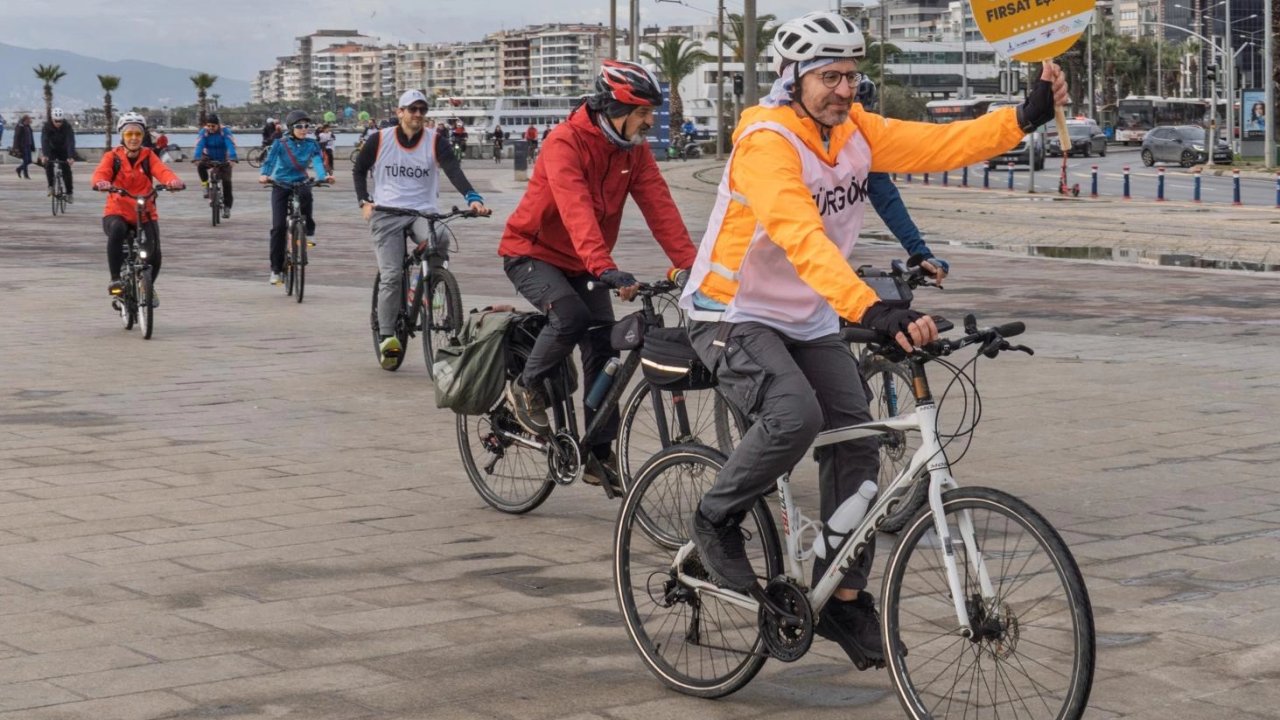 Pedallar, görme engellilerin kitaplara erişimine çevrildi