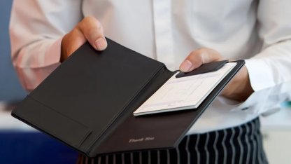 Restoranlarda zorunlu servis ve kuver ücretine son!