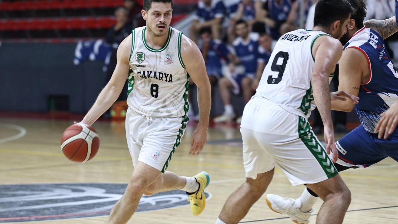 Sakarya Büyükşehir Basketbol parkeye çıkıyor