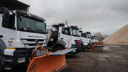 Sakarya Büyükşehir karla mücadele için göreve hazır