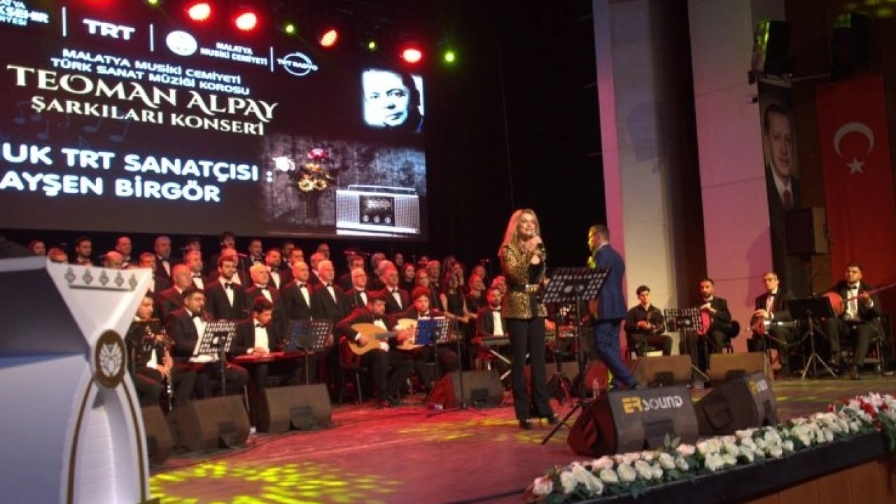 Teoman Alpay şarkıları mest etti