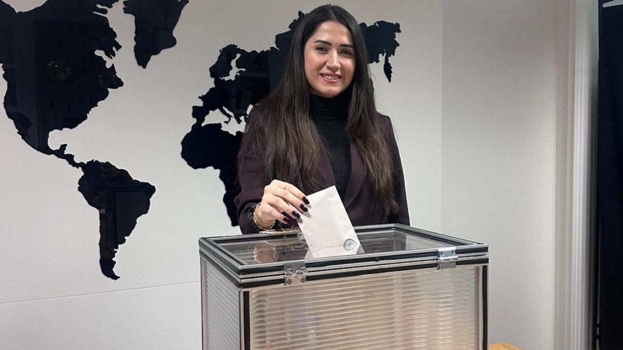 TMMOB İçmimarlar Odası Bursa Şubesi'nde Nehir Özbey dönemi