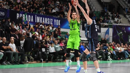 Tofaş potada Türk Telekom'a konuk oluyor