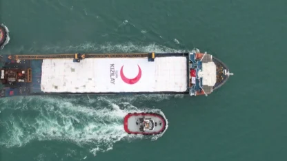 Türk Kızılay 20. yardım gemisini Gazze'ye uğurladı