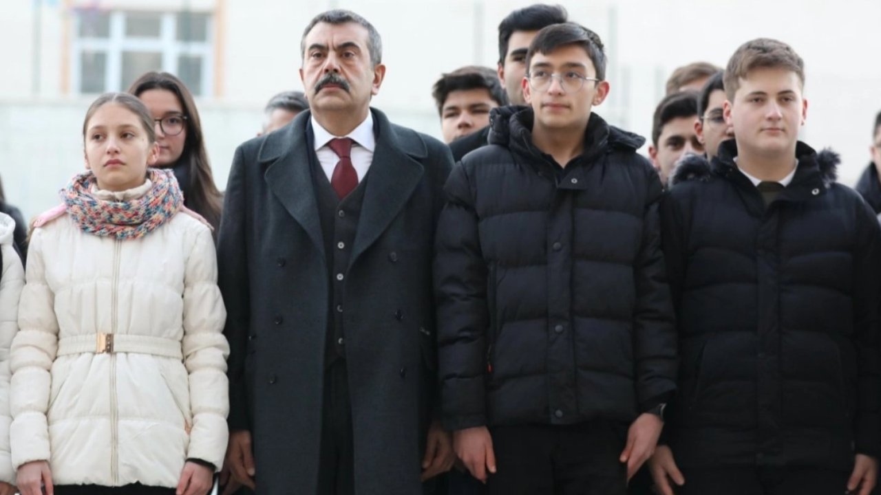 6 Şubat'ta tüm okullar saygı duruşunda bulunacak