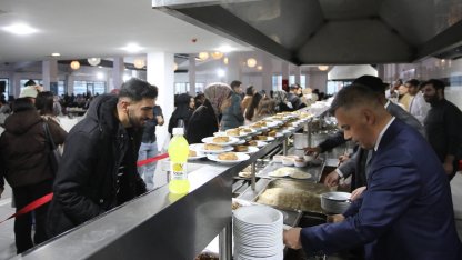 AİÇÜ’de ilk iftar öğrencilerle açıldı