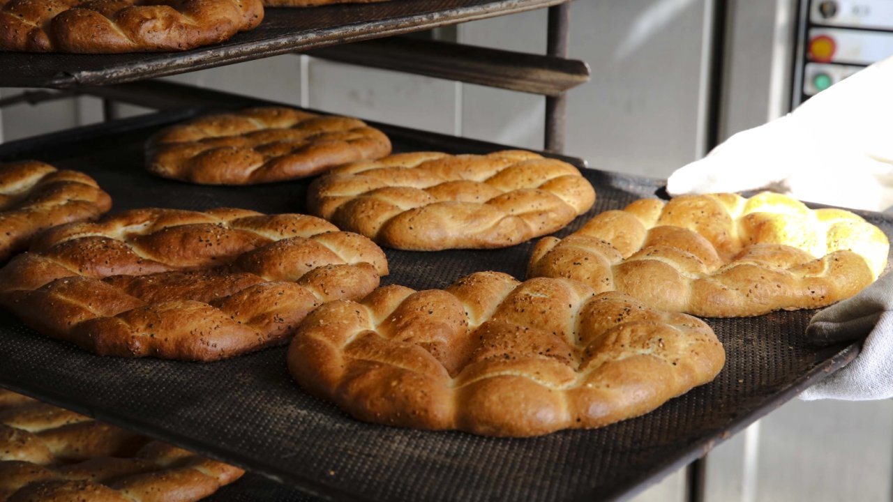 Ankara Halk Ekmek Mobil Fırını Ramazan’da Şentepe’de
