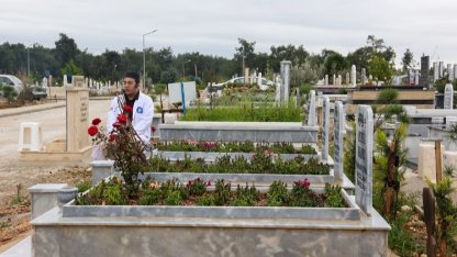 Antalya Büyükşehir 6 Şubat'ta hayatını kaybedenleri andı