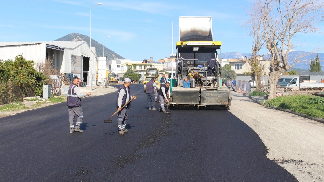Antalya Finike’de ulaşım konforu artıyor