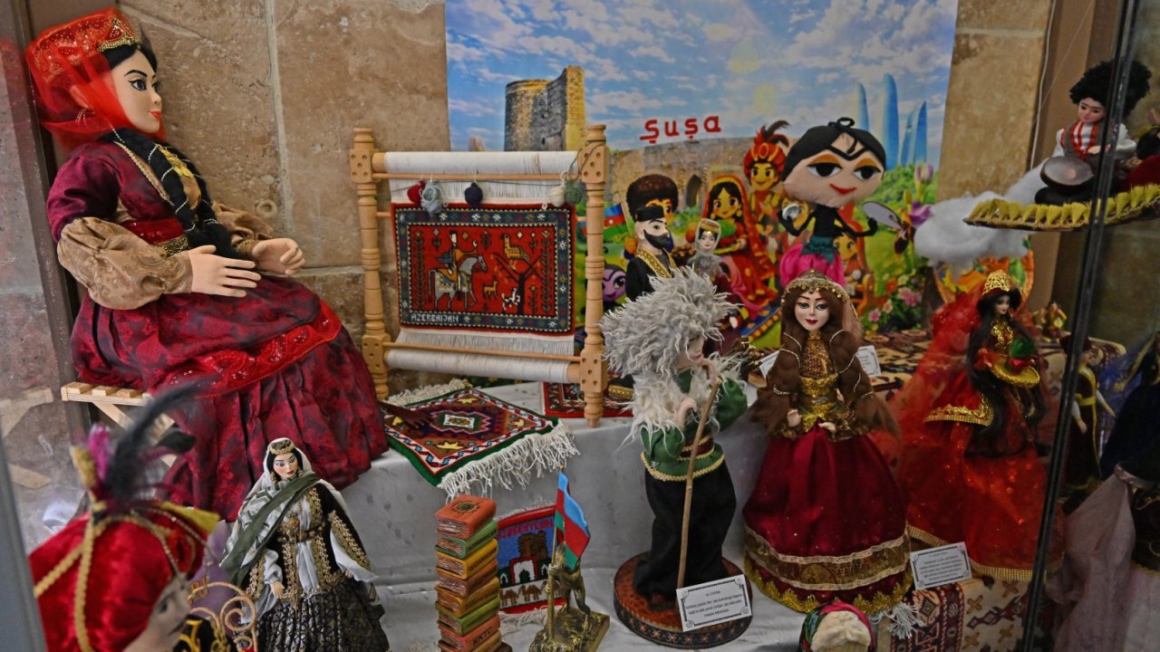 Antalya Oyuncak Müzesi Azerbaycan koleksiyonu ile zenginleşti