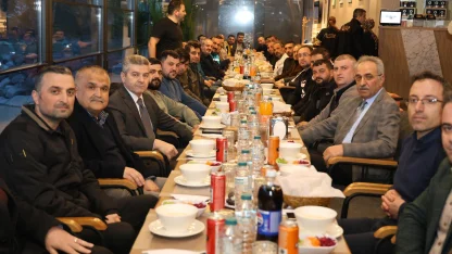 Artvin'de Vali Ergün, İl Özel İdaresi iftarında personeliyle  buluştu