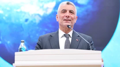 Bakan Bolat: İhracat iklimi güçleniyor