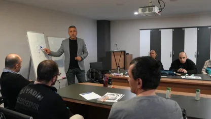 Balıkesir’de özel gereksinimli bireylere e-KPSS hazırlık eğitimi