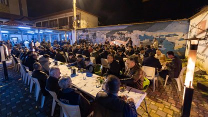 Başkan Tugay Kemalpaşalılarla sahur sofrasında buluştu