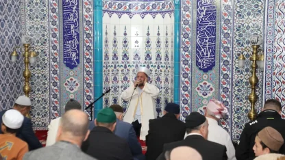 Bursa İnegöl’de ramazan teravih programları devam ediyor