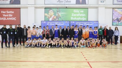 Bursa İnegöl’de Spor Festivalinde potanın yıldızları ödüllerini aldı