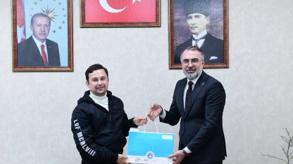 Bursa Kestel’de KPSS hazırlığı yapan gençlere destek