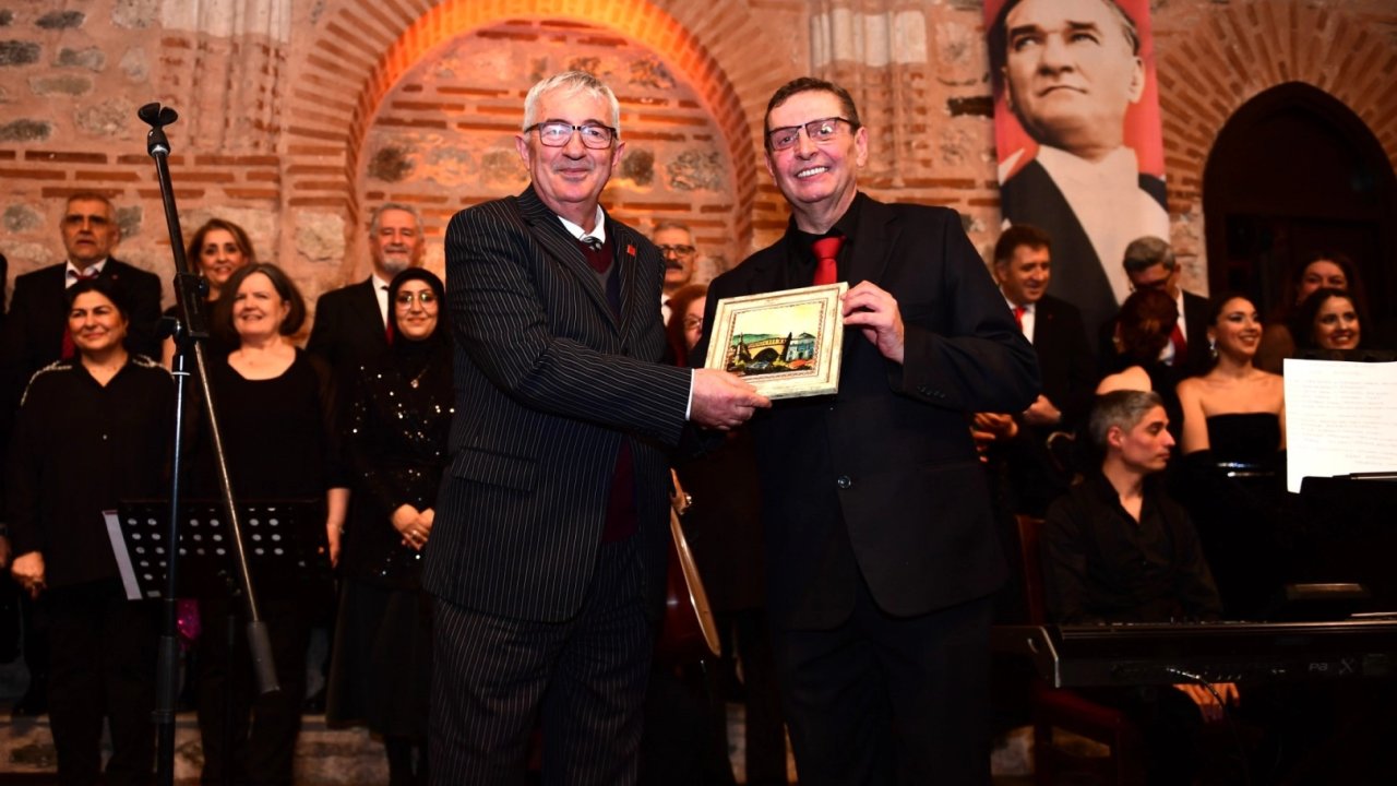 Bursa Osmangazi’de Anadolu ezgileriyle türkü şöleni