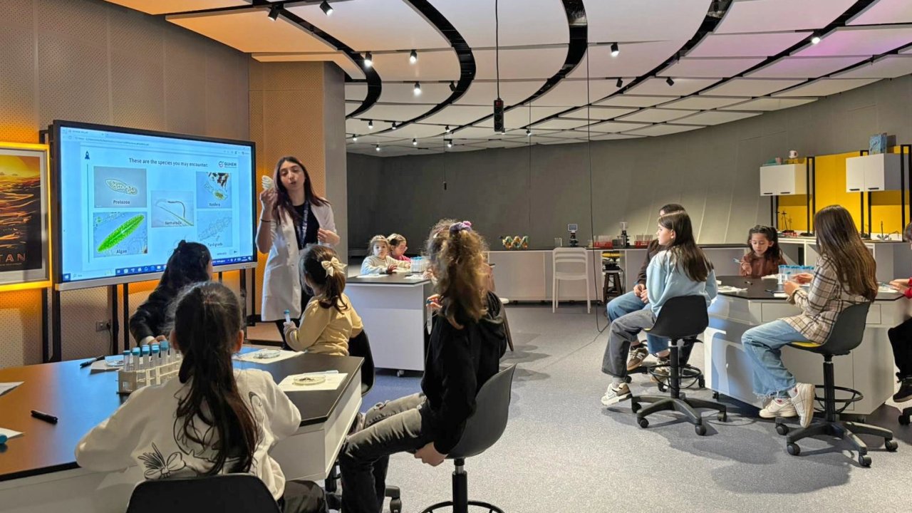 Bursa Osmangazi’den kadın ve kız çocuklarına bilim yolculuğu