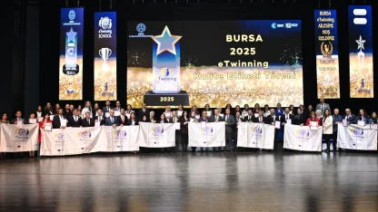 Bursa'da 700 öğretmene 'eTwinning kalite etiketi'