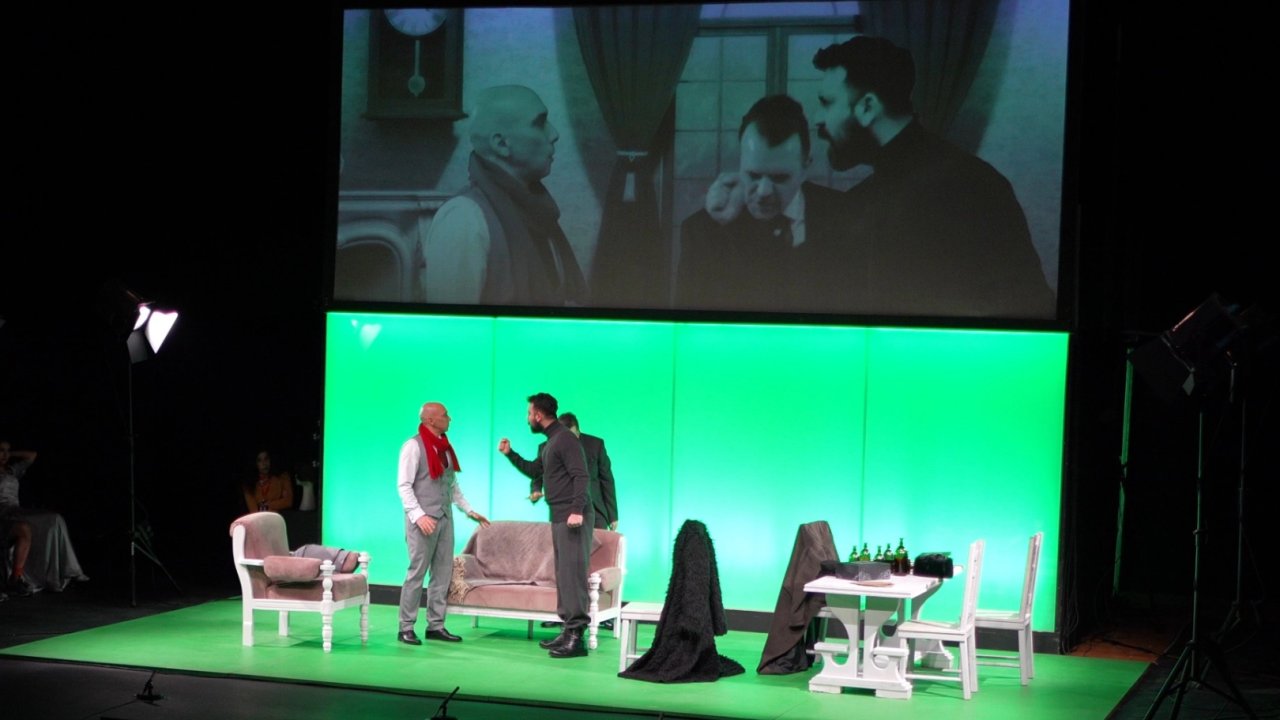 Bursa'da 'Adiller' seyricisiyle buluştu