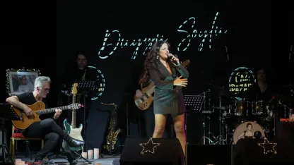 Bursa'da 'Caz Pazarı'nın konuğu Duygu Soylu oldu