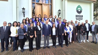 Bursa'da İK Kodları 2. dönemi mezunlarını verdi