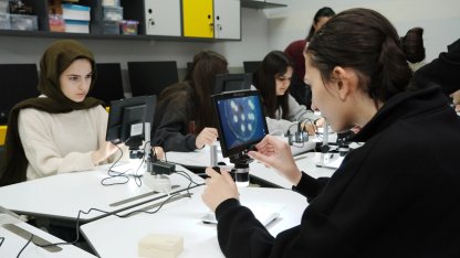 Bursa'da kızlarla bilimsel ve teknolojik buluşma