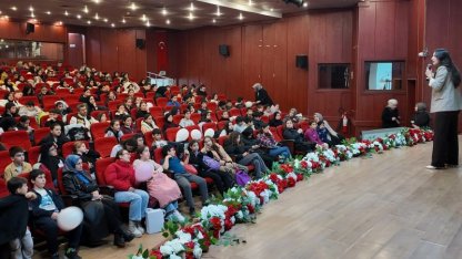 Çayırova'da öğrenci ve velilere akran zorbalığı bilinçlenmesi