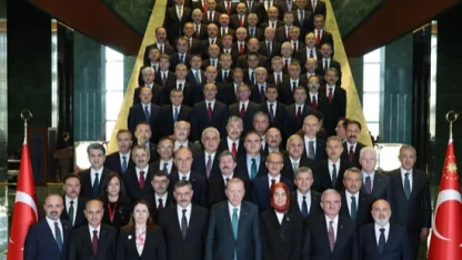 Cumhurbaşkanı Erdoğan’dan Valilere talimat: İhtiyaç sahibine siz gidin, kapı kapı dolaşın