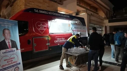 Denizli Büyükşehir’den cami çıkışlarında geleneksel ikram