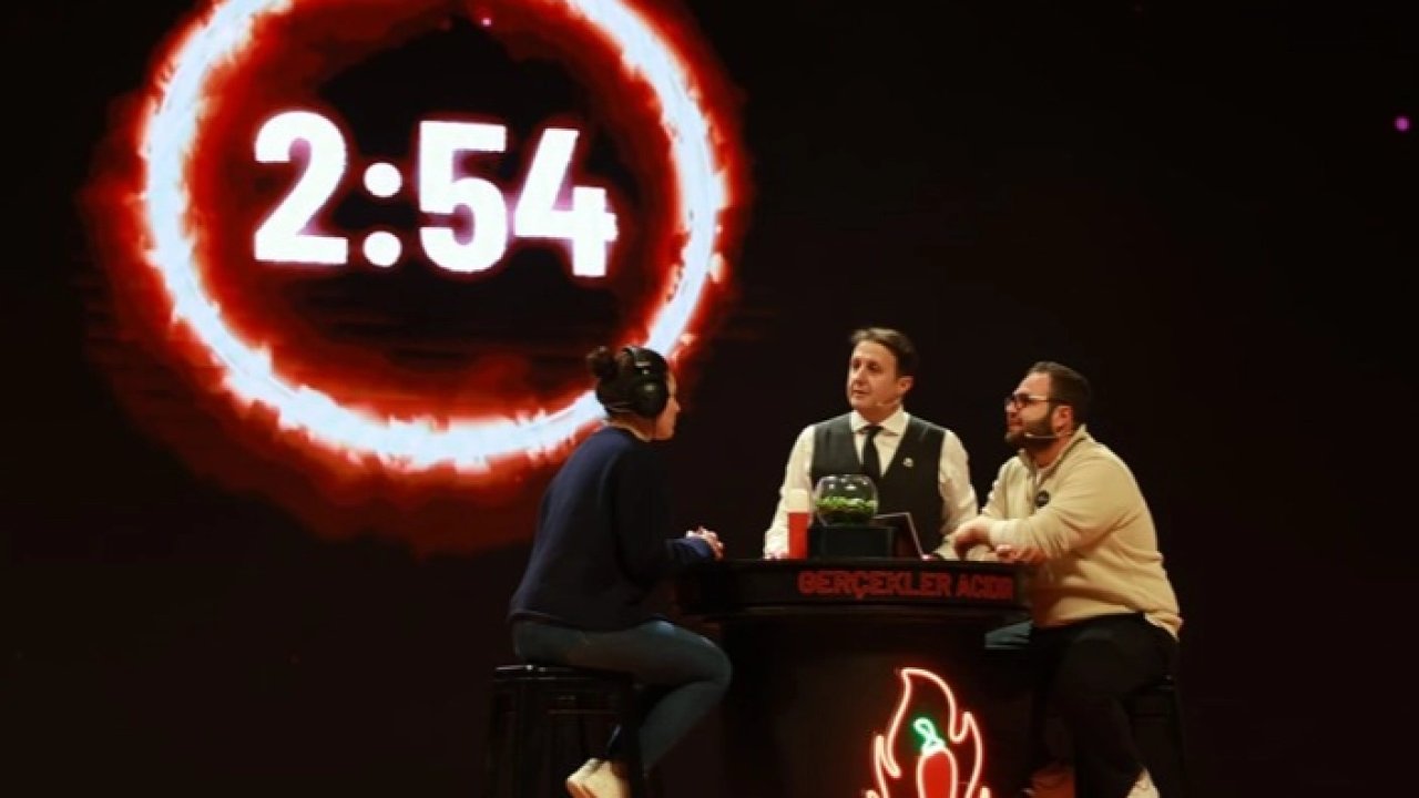 Denizli Komedi Sahnesi kahkaha tufanıyla başladı