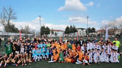 Denizli’de minik futbolculardan muhteşem final