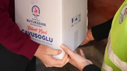 Denizli'de ramazan bereketi kapı kapı yayılıyor