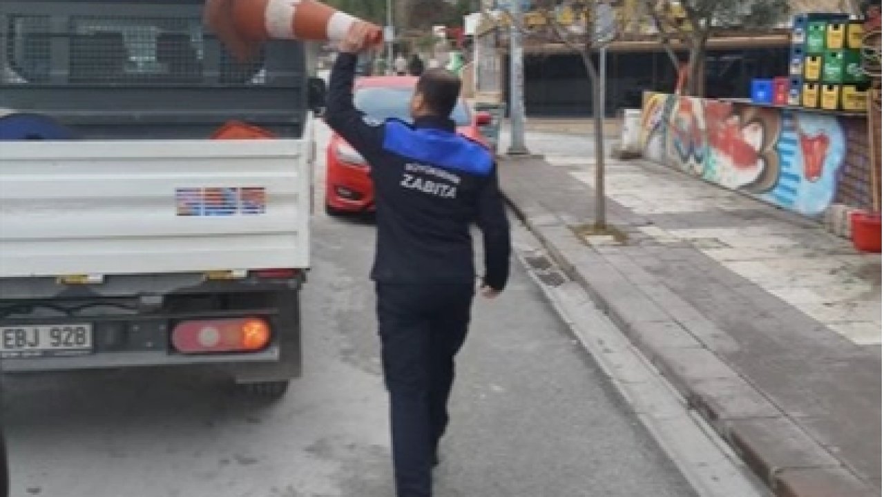 Denizli'de zabıta ekiplerinden kaldırım işgallerine sıkı takip