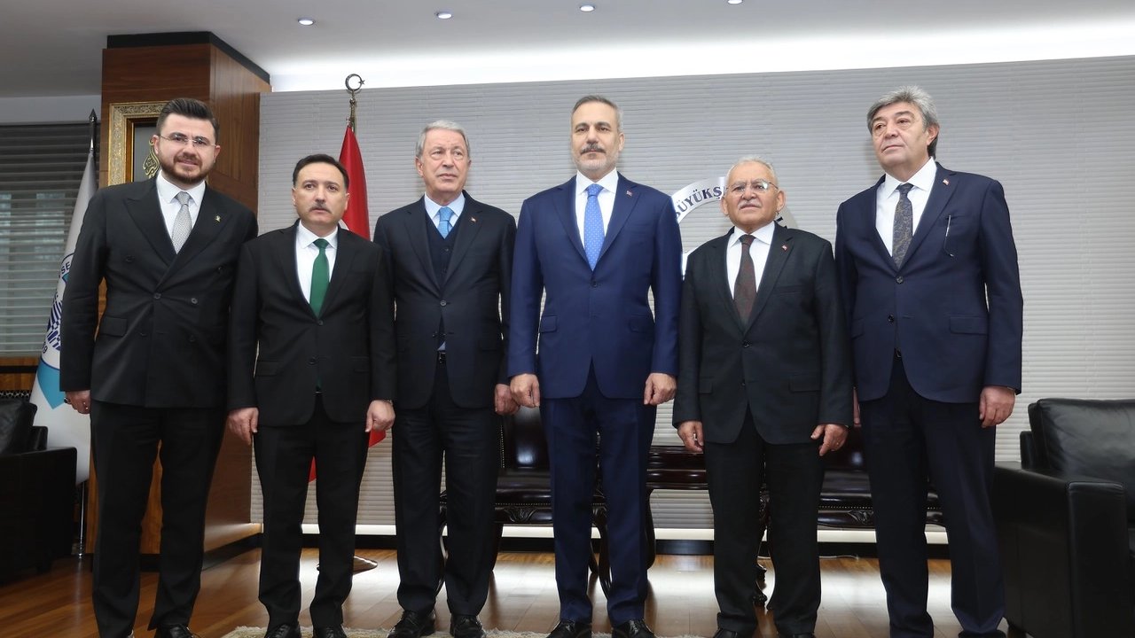 Dışişleri Bakanı Hakan Fidan'dan Kayseri çıkarması