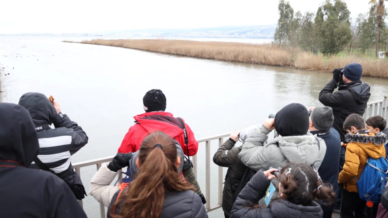 Doğanın en zarif misafirleri hayran bıraktı