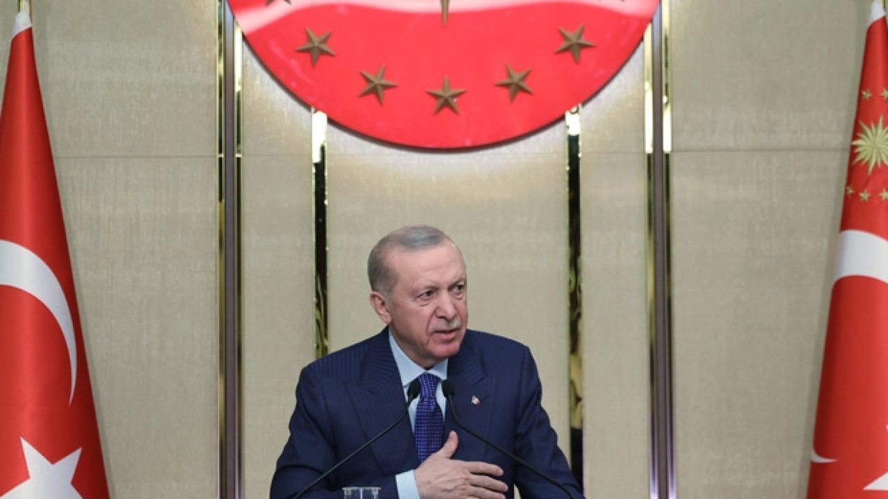 Erdoğan: Türkiye güçlü geleceğe yürüyor