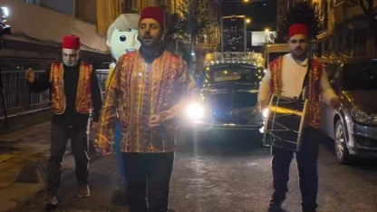 Esenler’de davullu vosvoslar sokaklarda