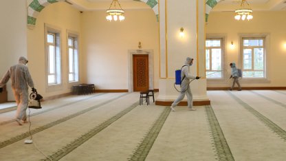 Gaziantep'te camiler mis gibi kokuyor