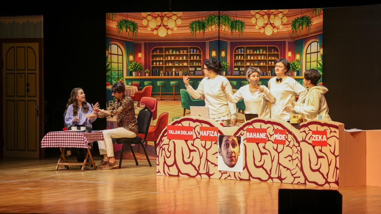 Genç Paldır Güldür gösteri şovdan muhteşem gösteri