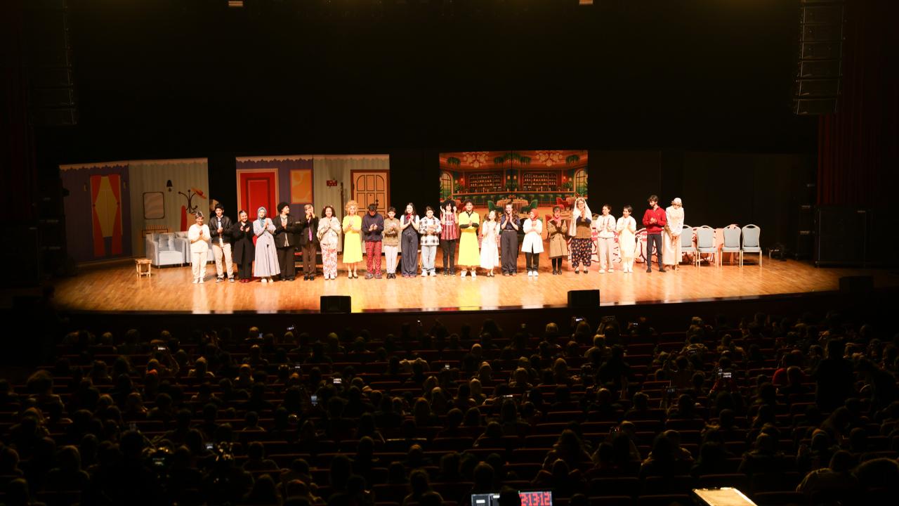 Genç Paldır Güldür gösteri şovdan  muhteşem gösteri