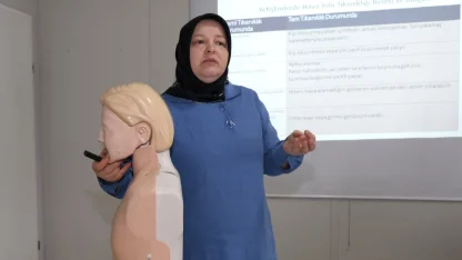 Hayat kurtarmanın yolu Kocaeli'de bu eğitimden geçiyor