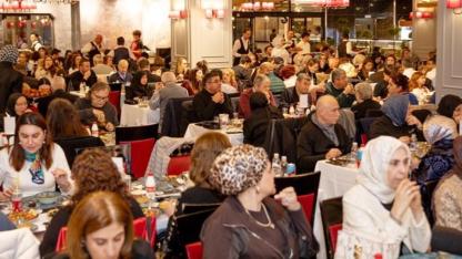 Hem hayır yaptılar, hem fidan diktiler, hem de iftar ettiler