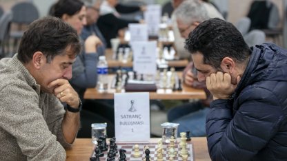 İzmir Güzelbahçe’de satranç turnuvası düzenlendi