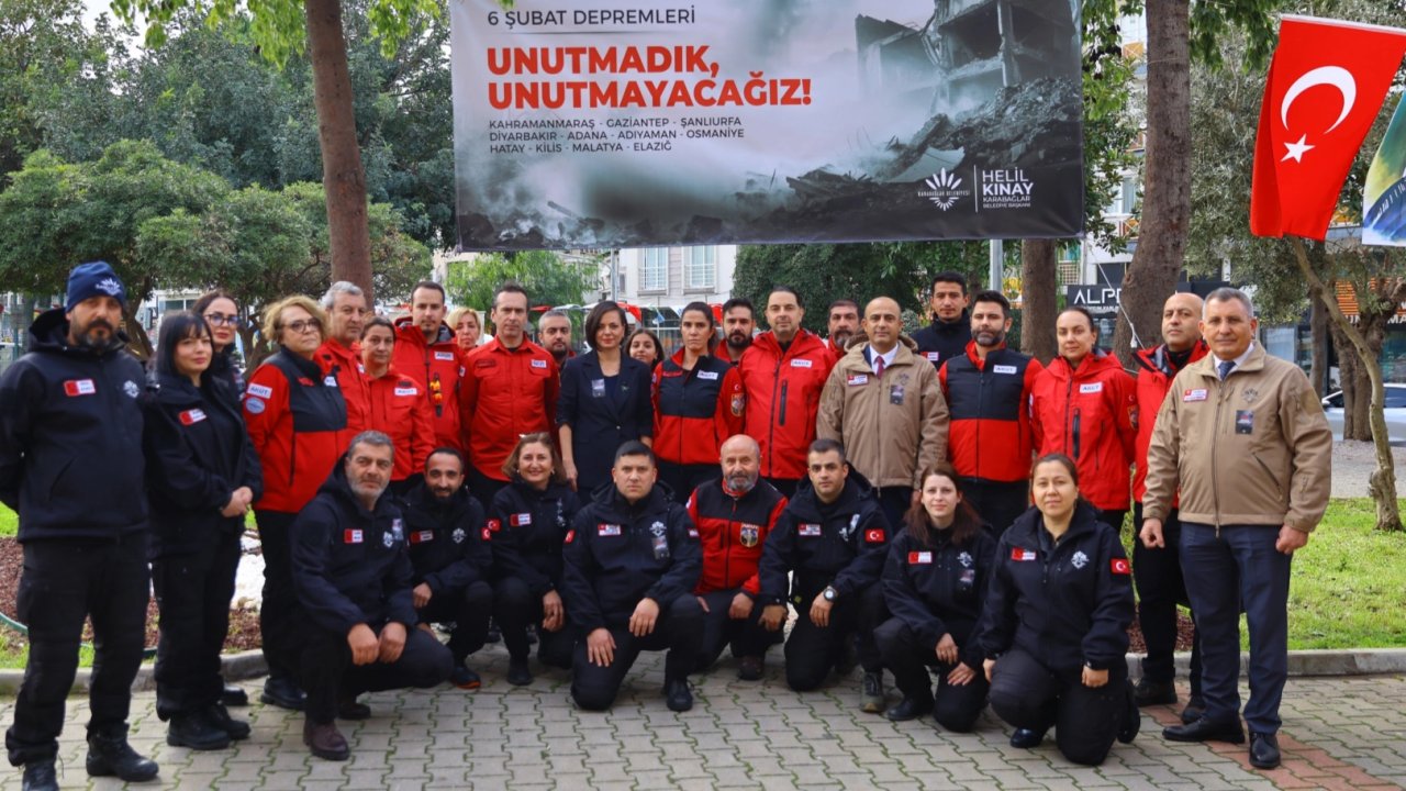 İzmir Karabağlar’da Mahalle Afet Gönüllüleri sertifikaları törenle verildi